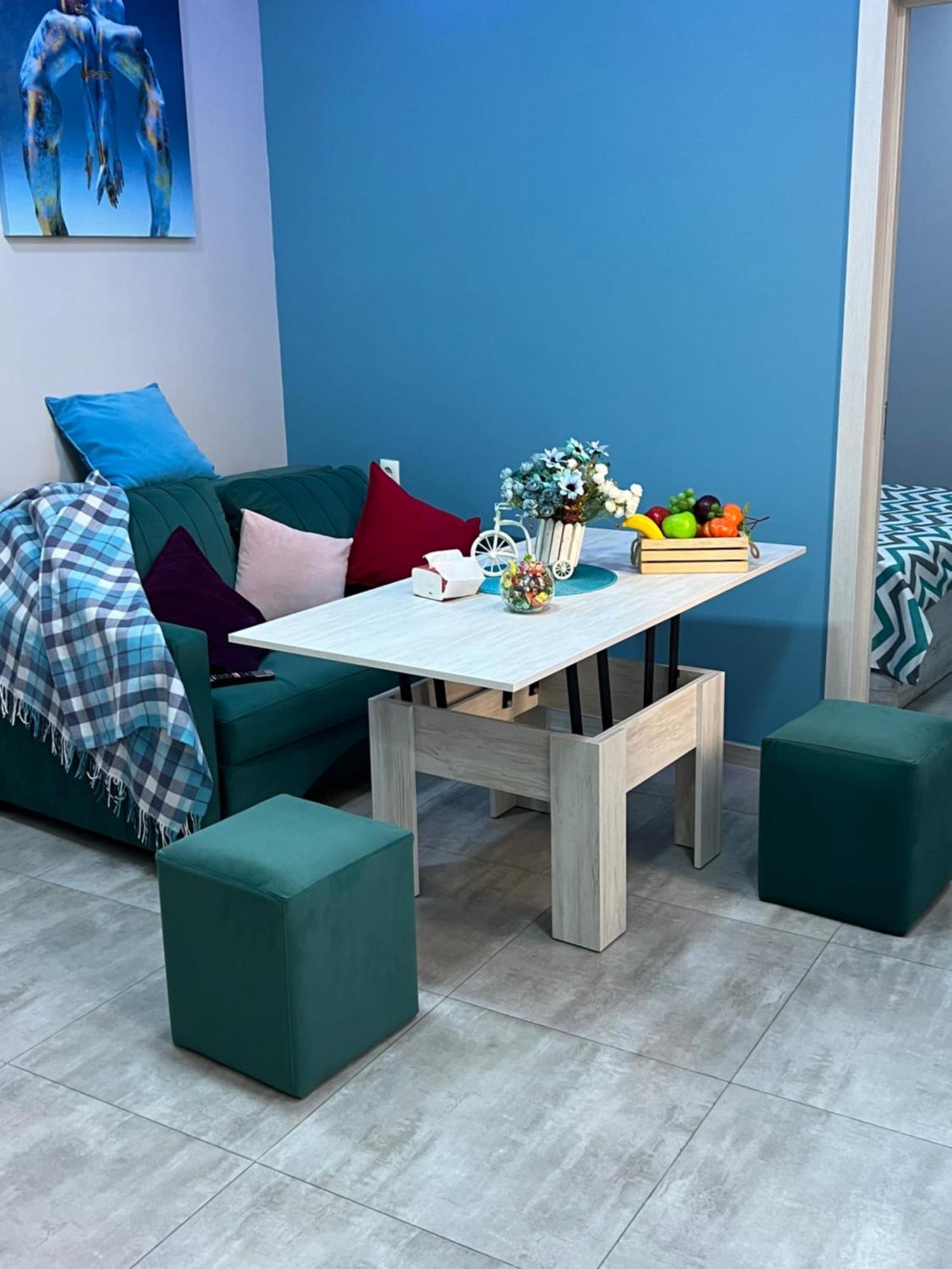 Cool Blue Interior Self Check In Apartment Yerevan Exterior photo